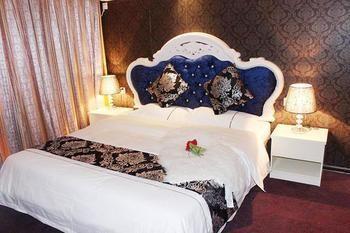 Tangfeng Art Hotel Shenyang North Railway Station 외부 사진